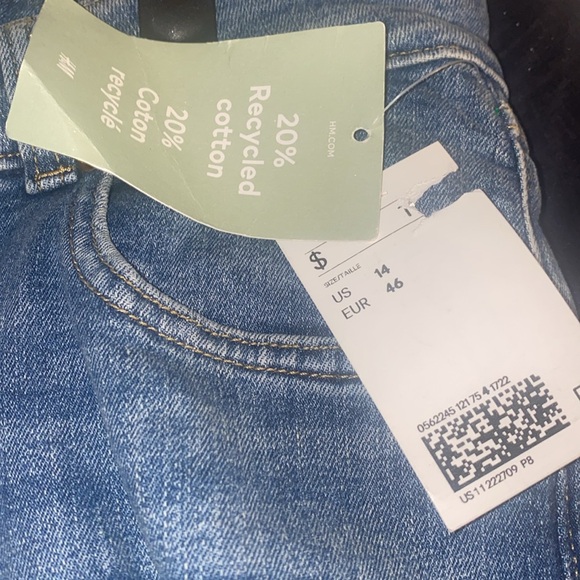 H&M Skinny Jeans - Picture 3 of 4